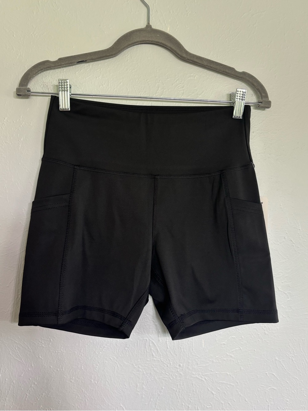 High-Waist Black Performance Pocket Biker Shorts